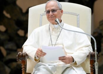 León XIV: «Los medios deben promover la paz y desarmar las palabras»