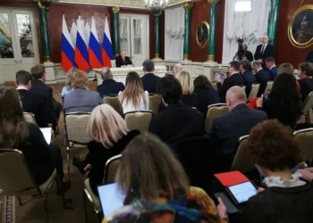 Vladimir Putin propone a Ucrania celebrar negociaciones directas el 15 de mayo en Estambul, pero Zelenski quiere antes un alto el fuego