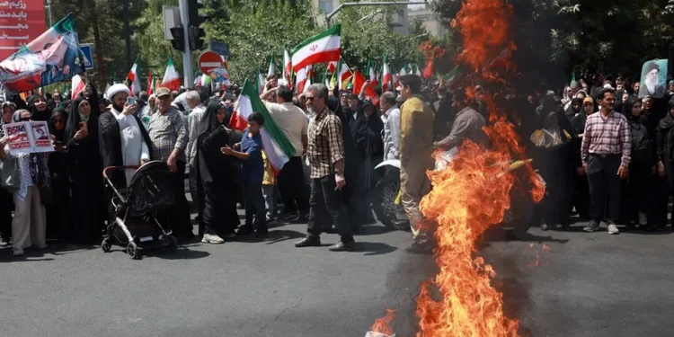 Guerra entre Israel e Irán, en directo | Israel ataca Teherán «con una fuerza sin precedentes»