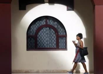 Protestas en Cuba contra el aumento de la tarifa de celulares