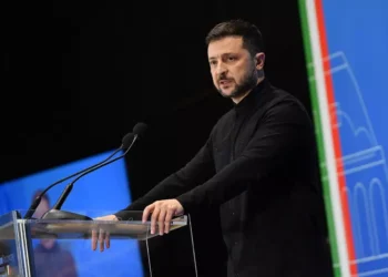 Volodimir Zelensky: «Trabajo con países extra UE en sanciones a Rusia»