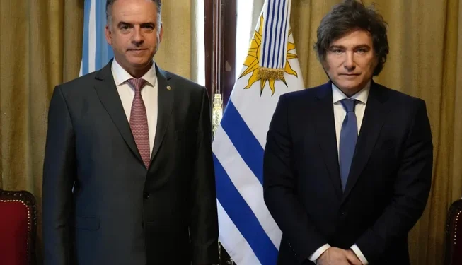 Javier Milei se reunió con Yamandú Orsi, presidente de Uruguay