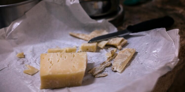 Comer queso antes de dormir puede traer pesadillas