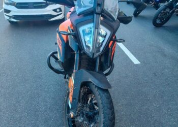 Persecución y captura: la Policía de la Ciudad detuvo a dos delincuentes en moto