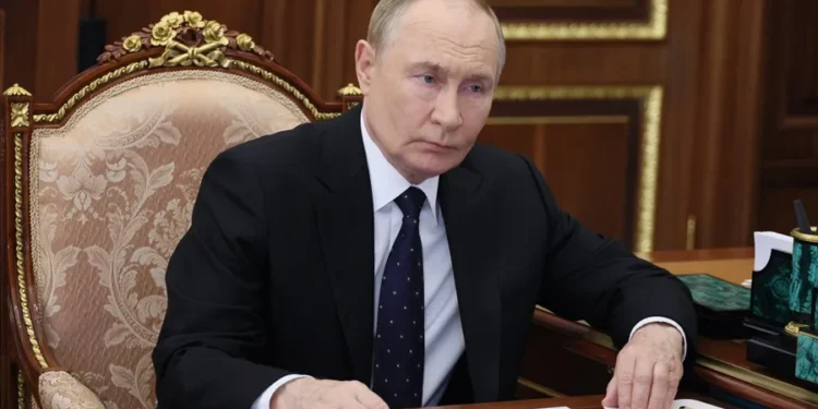 Vladimir Putin alaba los «sinceros esfuerzos» de EE.UU. para poner fin a los combates en Ucrania