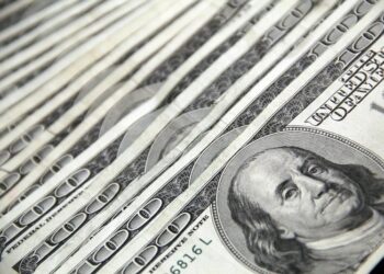 El dólar tocó el techo de la banda y Economía se gasta los últimos fondos del tesoro