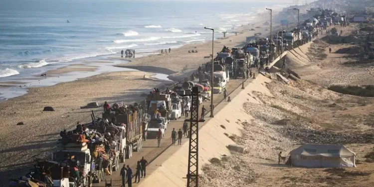 Dramático éxodo palestino de Gaza City mientras Israel profundiza su ofensiva