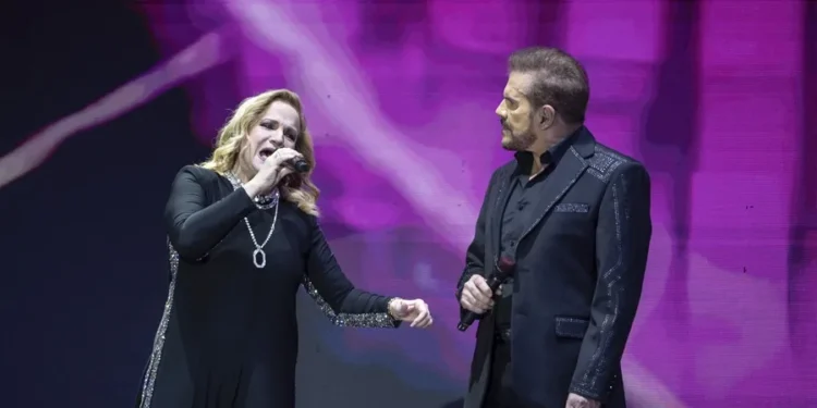 Pimpinela abre en Santander su gira «Noticias del Amor»