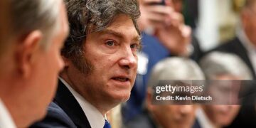 Javier Milei anticipó que va a “reacomodar” el Gabinete y criticó a “los enojaditos de Macri”