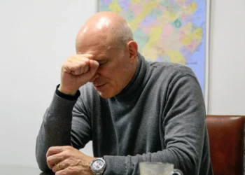 José Luis Espert pidió licencia en Diputados pero no renunció al goce de sueldo