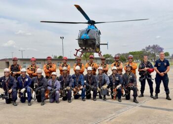 El Grupo Especial de Rescate de los Bomberos de la Ciudad capacitó a sus nuevos miembros