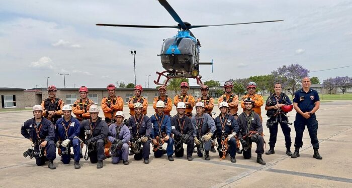 El Grupo Especial de Rescate de los Bomberos de la Ciudad capacitó a sus nuevos miembros