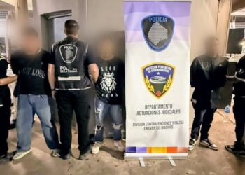 La Policía de la Ciudad devolvió a sus dueños celulares robados en los recitales de Limp Bizkit y Airbag