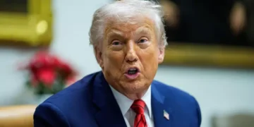 Donald Trump amenaza ahora a Colombia: «produce muchísima droga»
