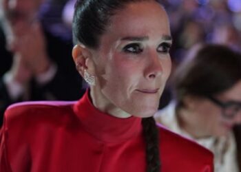 Natalia Oreiro ganó el Martín Fierro de Oro y se sorprendió cuando la galardonaron