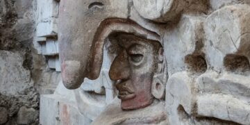 México anuncia el hallazgo de una milenaria tumba zapoteca del año 600 en el sur del país