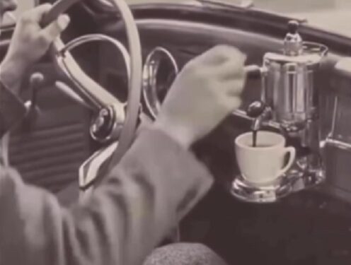 En 1959 algunos modelos de Volkswagen podían incluir una cafetera como accesorio opcional