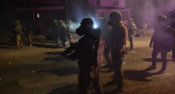 Una revuelta en las calles de Minneapolis contra los operativos migratorios
