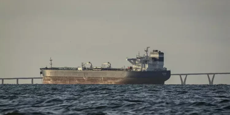 Caracas y Washington ya trabajan juntos en el control de petroleros