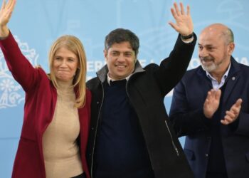 «Red y escudo»: el comunicado del PJ bonaerense que oficializó a Axel Kicillof y llamó a enfrentar el «ajuste brutal» de Javier Milei