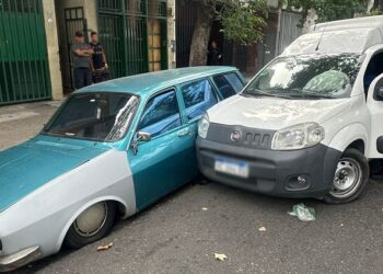 Policía de la Ciudad detuvo a tres ladrones que circulaban armados en una camioneta robada