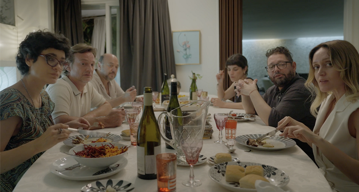 Estrena hoy Jueves 05 «Tenemos que hablar», una película de Mariano Galperín