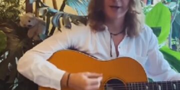 El doble de John Lennon es argentino y vive en Lanús