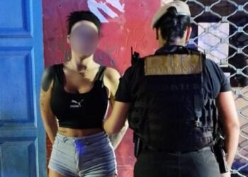 La Policía de la Ciudad detuvo a una mujer con 250 gramos de «tusi» durante un operativo de saturación en Constitución
