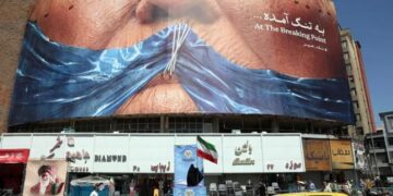 Irán descarta modificar su última propuesta, que Trump consideró «una basura»