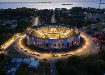 Colonia se posiciona como destino favorito de los porteños