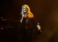 Bonnie Tyler sigue «gravemente enferma aunque estable», confirma su equipo