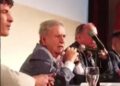 Eduardo Duhalde recibió abucheos en una conferencia politica