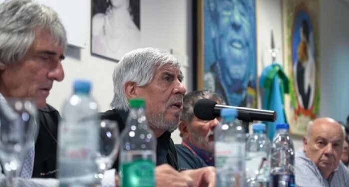 La obra social de los camioneros enfrenta una crisis con una deuda de $60.000 millones mientras Moyano evalúa cambiar el directorio y vender propiedades