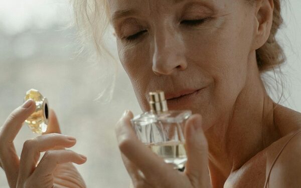 Usar perfume en modo permanente podría perjudicar la salud