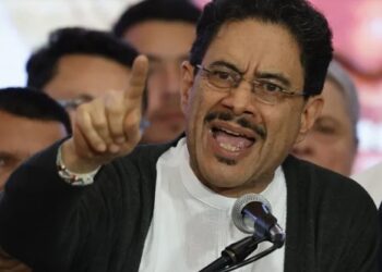 Iván Cepeda y Gustavo Petro ponen en duda los resultados de las elecciones presidenciales en Colombia