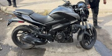 La Policía de la Ciudad detuvo a un joven ladrón de motos con pedido de captura, tras una persecución que terminó en el conurbano bonaerense