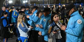 Operativo de la Ciudad en Boca-Universidad Católica: 23 hinchas chilenos con derecho de admisión, 18 micros inspeccionados y 42 trapitos demorados