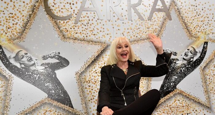 Nace la Fundación Raffaella Carrá, con el apoyo del hijo Gian Luca