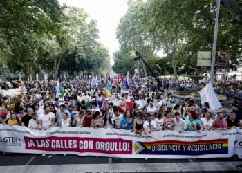 Un millón de personas se alzan como un «muro» contra la ola ultra en el Orgullo 2026 en Madrid