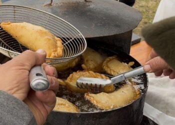 3° Fiesta de la Empanada en Reta: una escapada con sabor frente al mar
