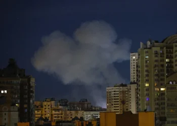 Un ataque ruso contra Kiev causa al menos nueve muertos y 28 heridos