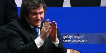 Javier Milei cae en el Ranking de Presidentes latinoamericanos menos aceptados