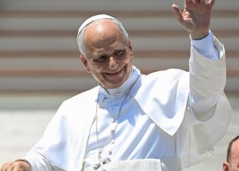 León XIV alentó a los migrantes a mantener la esperanza y trabajar por la paz