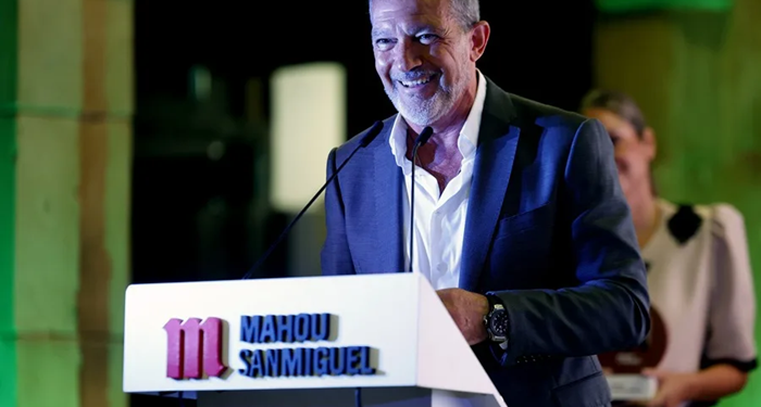 Antonio Banderas considera que en tiempos de la IA, «el teatro es un refugio para la verdad»