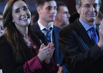 Victoria Villarruel encabezó en el Senado de la Nación la presentación del libro Malvinas