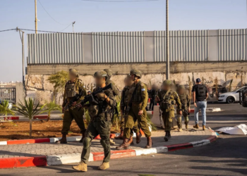 Israel desplaza a 1.600 palestinos de Hebrón y mantiene cerrada la ciudad