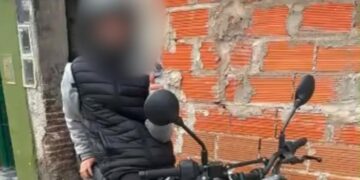 Alardeaba de sus robos en TikTok, tenía pedido de captura y 14 antecedentes: La Policía de la Ciudad lo detuvo en el Conurbano