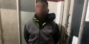 La Policía de la Ciudad detuvo a un ladrón que quiso robar un departamento en Monserrat: tenía 13 antecedentes y dos condenas vigentes