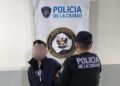 La Policía de la Ciudad detuvo a un ladrón con 11 antecedentes que robaba a vecinos de Parque Avellaneda con una réplica de ametralladora