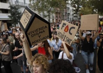 Protestas por la vivienda en decenas de ciudades de España con la mira puesta en la huelga general